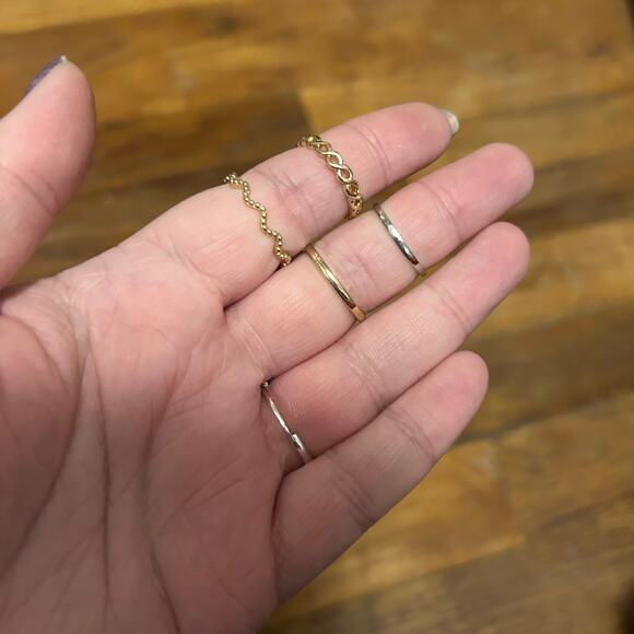 Fashion  stackable rings bundle - Picture 5 of 5